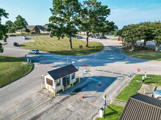 42 Candlestick Drive, Trinity, TX 75862