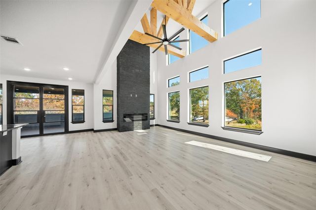 42 Candlestick Drive, Trinity, TX 75862