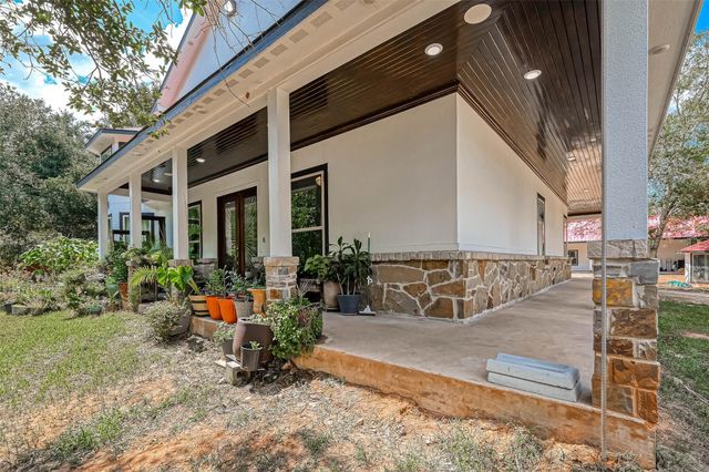 6121 County Road 225, Hungerford, TX 77448