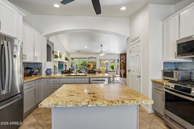 8922 E STONEY VISTA Drive, Sun Lakes, AZ 85248