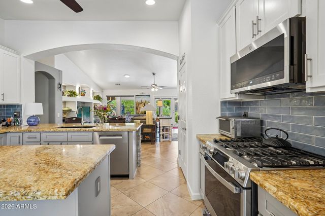 8922 E STONEY VISTA Drive, Sun Lakes, AZ 85248