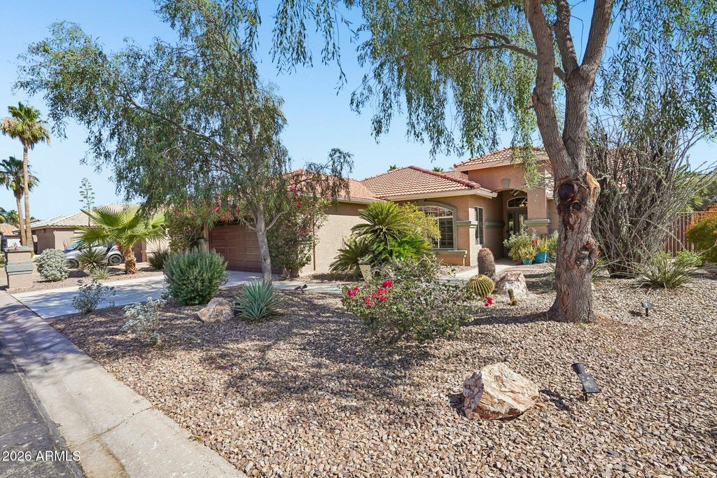 8922 E STONEY VISTA Drive, Sun Lakes, AZ 85248 — photo 3