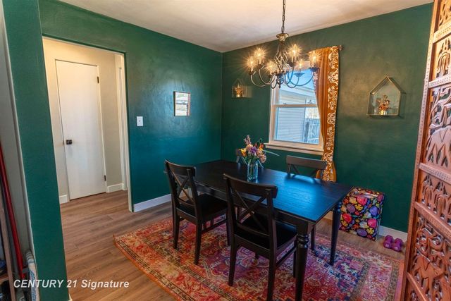 2251 E Stewart Road, Midland, MI 48640
