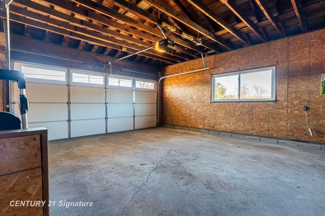 2251 E Stewart Road, Midland, MI 48640