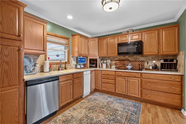 4006 S Lynn Street, Independence, MO 64055