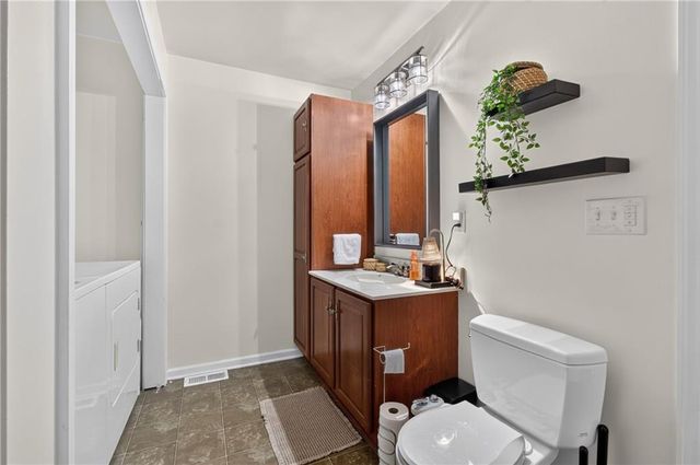 4006 S Lynn Street, Independence, MO 64055