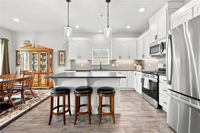157 N Adler Avenue, Farmington, AR 72730