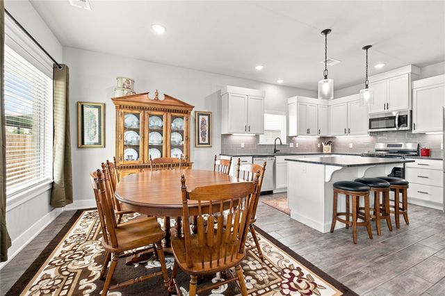 157 N Adler Avenue, Farmington, AR 72730