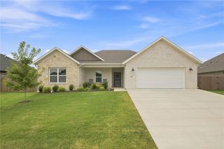 157 N Adler Avenue, Farmington, AR 72730