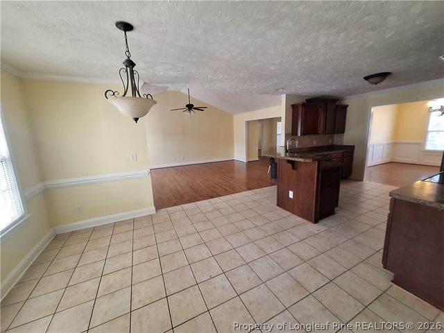 1941 Abbeydale Lane, Fayetteville, NC 28304