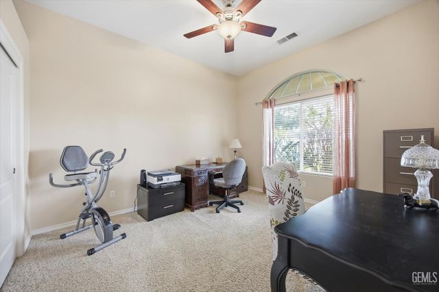 1507 Pollen Crest Ct, Bakersfield, CA 93314