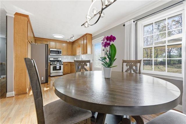 223 Hickory Lane, Canton, GA 30115