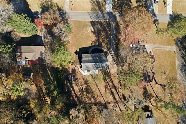 223 Hickory Lane, Canton, GA 30115