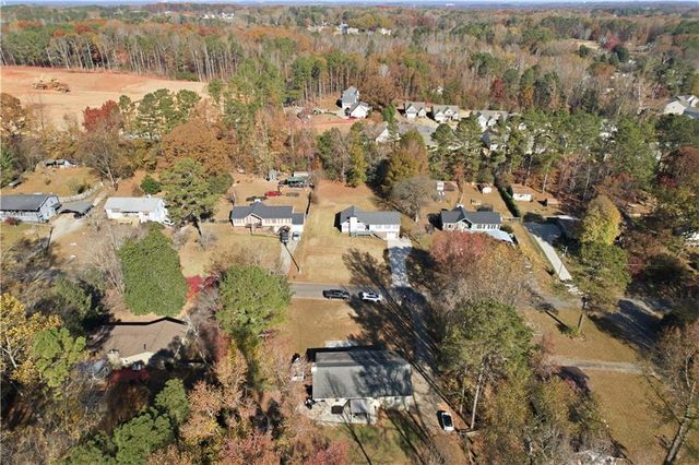 223 Hickory Lane, Canton, GA 30115