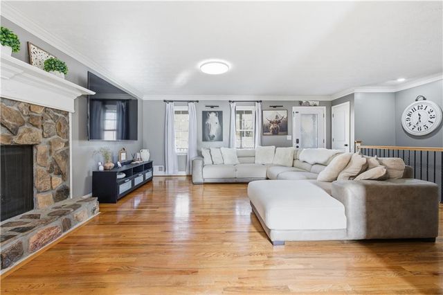 223 Hickory Lane, Canton, GA 30115