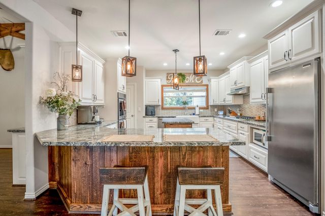 120 Ebner Lake Front Drive, Montgomery, TX 77316