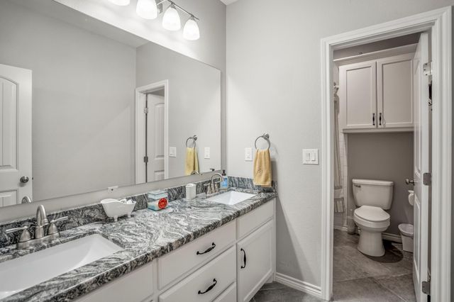 120 Ebner Lake Front Drive, Montgomery, TX 77316