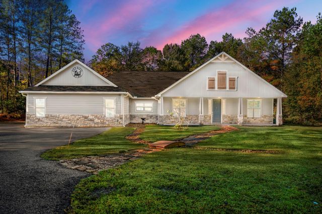 120 Ebner Lake Front Drive, Montgomery, TX 77316