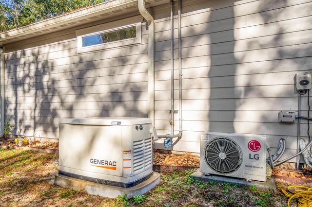 120 Ebner Lake Front Drive, Montgomery, TX 77316