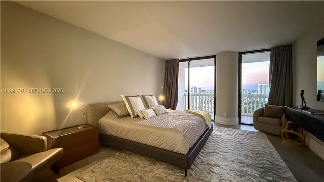 2000 Island Blvd 2404, Aventura, FL 33160