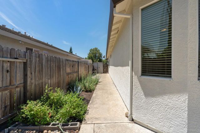 10857 Bellone Way, Rancho Cordova, CA 95670