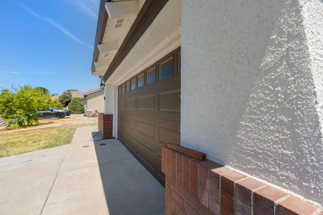 10857 Bellone Way, Rancho Cordova, CA 95670