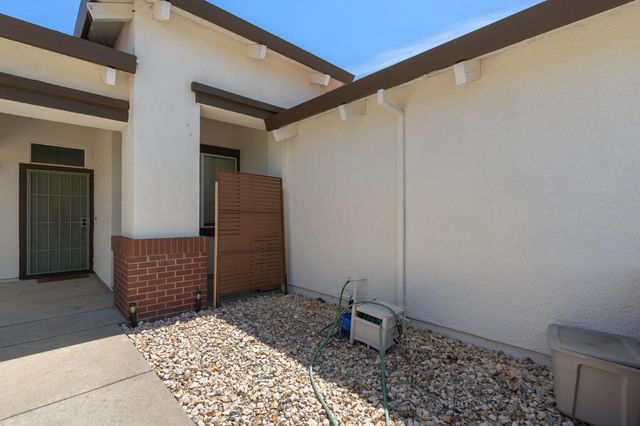 10857 Bellone Way, Rancho Cordova, CA 95670