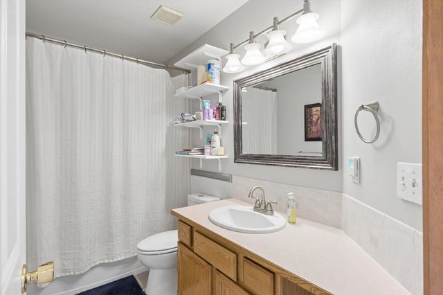 5611 E Nancy Ln, Mead, WA 99021