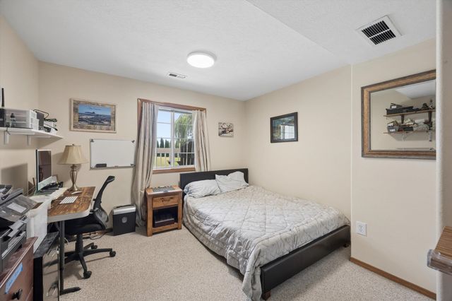 5611 E Nancy Ln, Mead, WA 99021