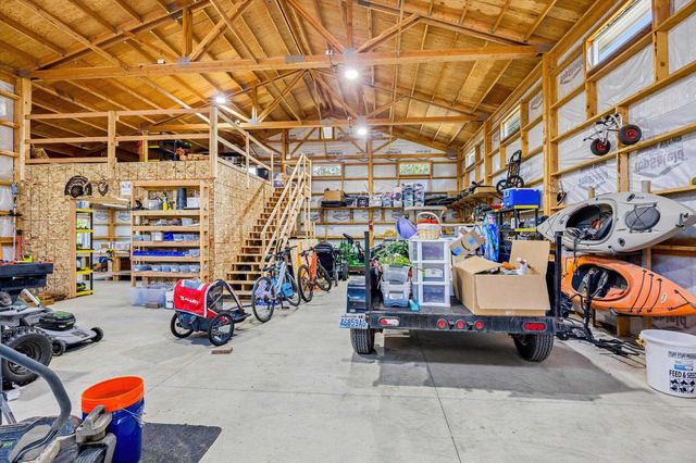 5611 E Nancy Ln, Mead, WA 99021