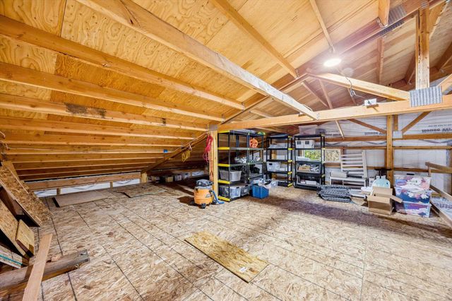 5611 E Nancy Ln, Mead, WA 99021