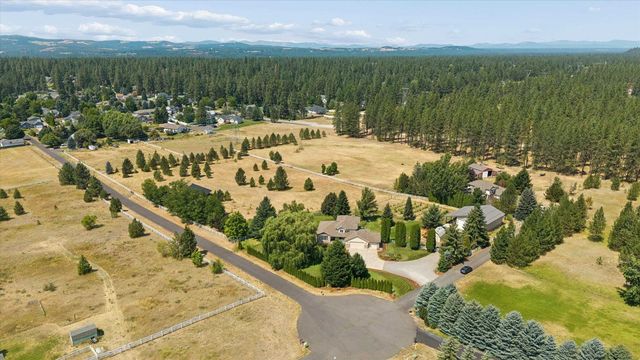 5611 E Nancy Ln, Mead, WA 99021