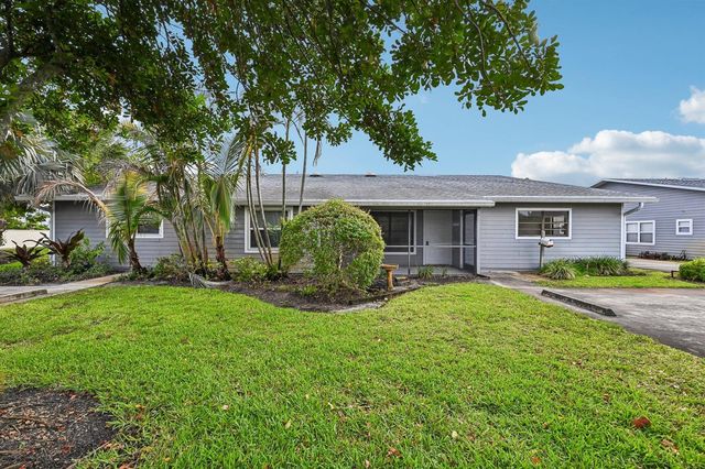 9095 SE Hobe Ridge Avenue, Hobe Sound, FL 33455