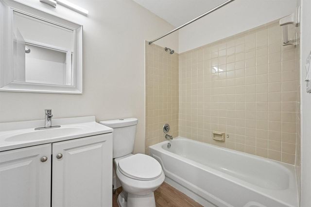 9095 SE Hobe Ridge Avenue, Hobe Sound, FL 33455