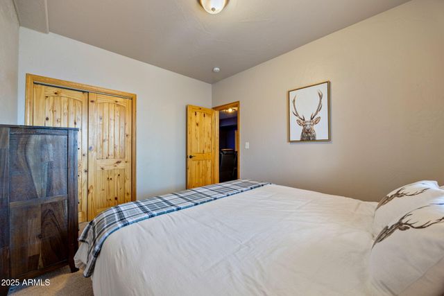 2190 EVERGREEN Lane, Show Low, AZ 85901