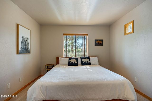 2190 EVERGREEN Lane, Show Low, AZ 85901