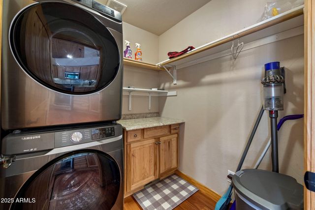 2190 EVERGREEN Lane, Show Low, AZ 85901