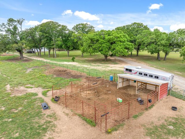 501 Private Road 5120, Fruitvale, TX 75127
