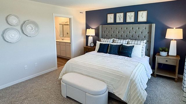 522 Freedom TRAIL, Burlington, WI 53105