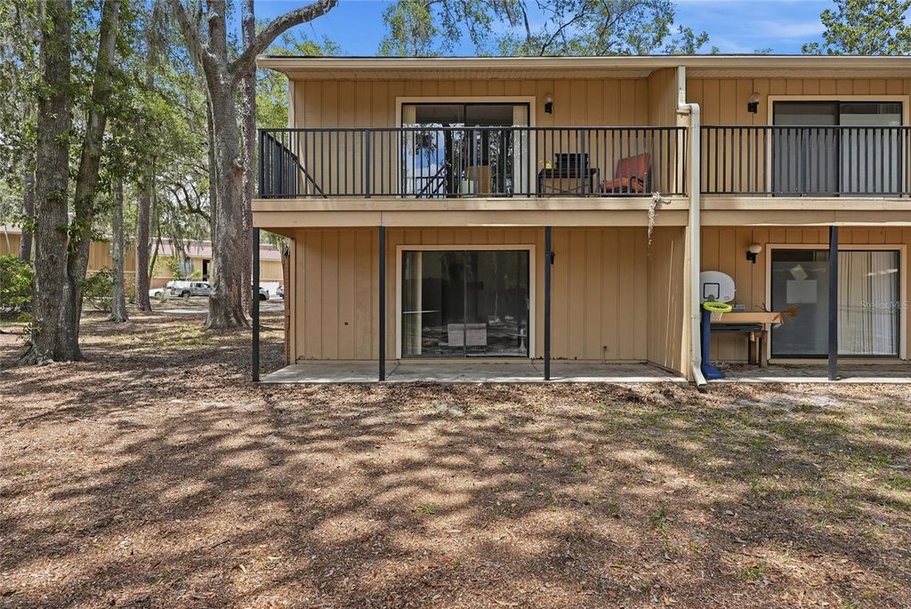 Image 32 of property listing at 507 NW 39TH ROAD 301, Gainesville, FL 32607