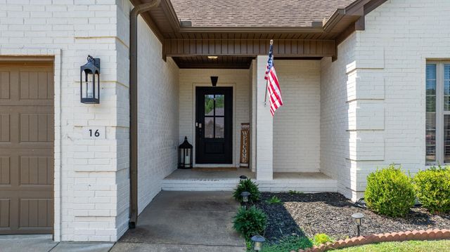 16 Oak Tree Circle, Conway, AR 72032