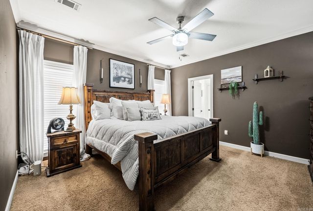16 Oak Tree Circle, Conway, AR 72032