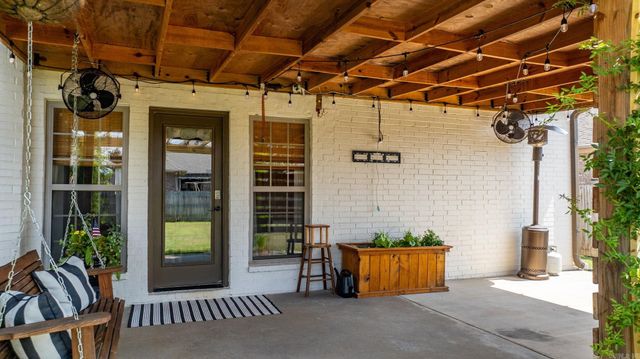 16 Oak Tree Circle, Conway, AR 72032