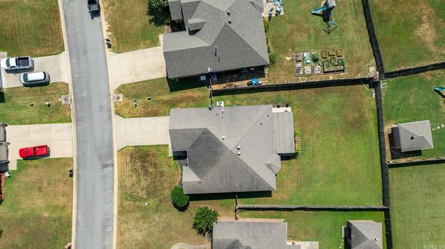 16 Oak Tree Circle, Conway, AR 72032