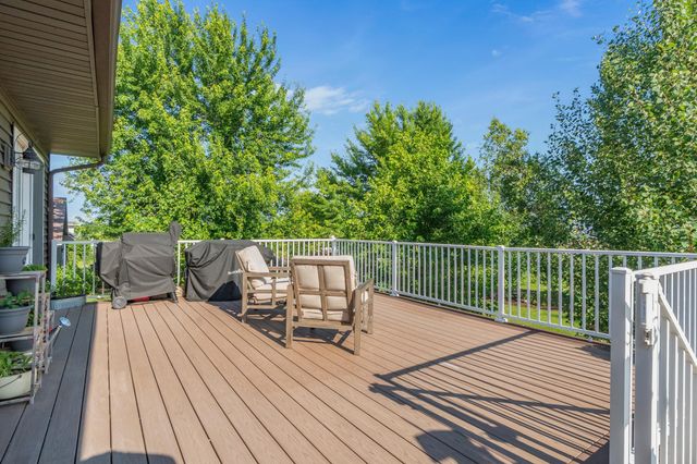 705 W Queen Street, Osakis, MN 56360