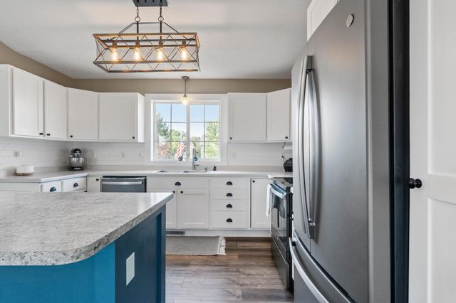 705 W Queen Street, Osakis, MN 56360