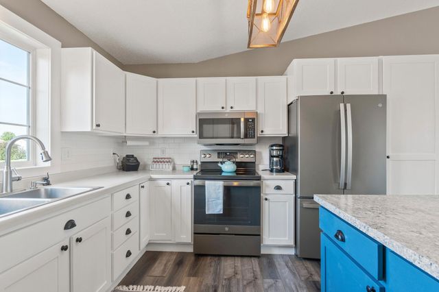 705 W Queen Street, Osakis, MN 56360
