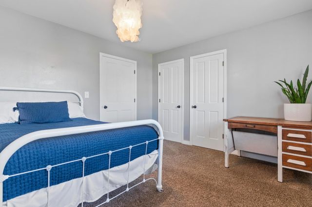 705 W Queen Street, Osakis, MN 56360