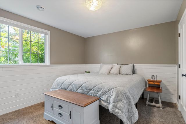 705 W Queen Street, Osakis, MN 56360