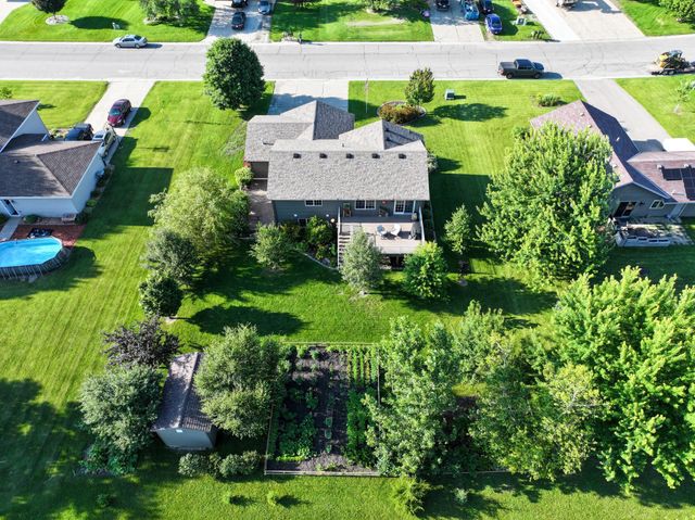 705 W Queen Street, Osakis, MN 56360